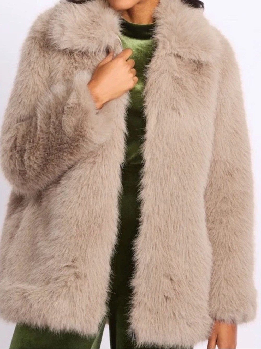 NWT Sanctuary Carmen Women’s Faux Fur Zip-Up Collared Coat SZ Medium MSRP 139.00